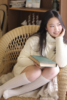我女朋友摸完我下面蛋蛋很疼